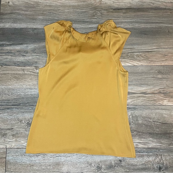 ELIE TAHARI SILK BLOUSE (S) - Picture 3 of 4